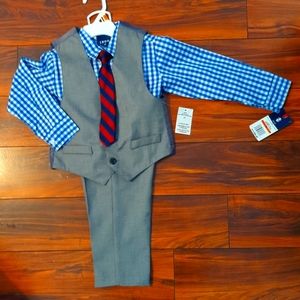 Brand New Boys 3T Suit